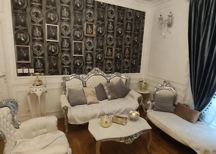 Cosy Flat 8E Champs-Elysees