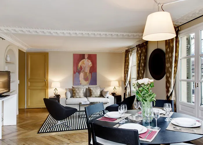 Paris Louvre Design Residence