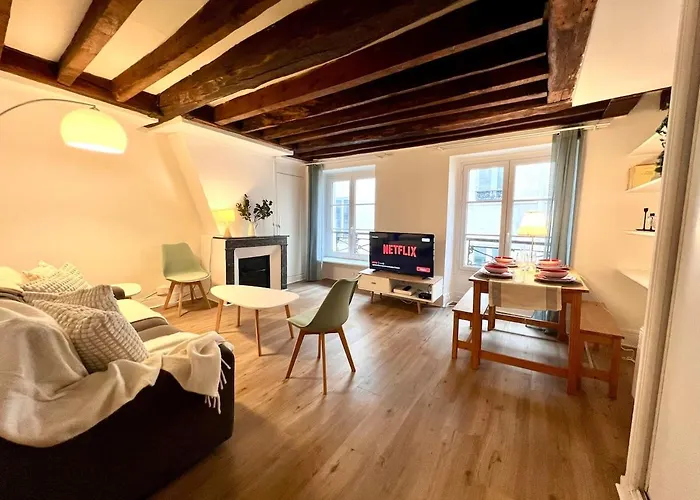 Appartement Typique Au Coeur Du Marais