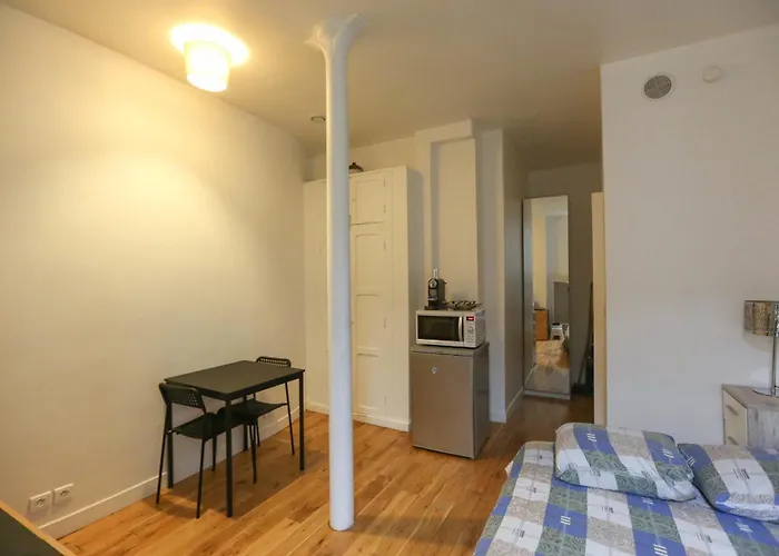 Nice And Comfortable Studio Apartment