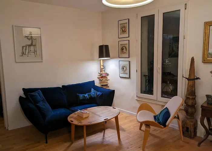Charming T2 With Wifi In Paris 18Eme