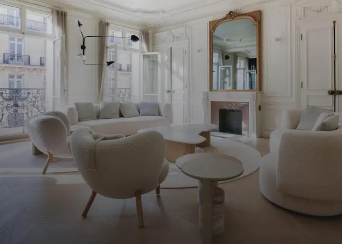 Apartment Rue De La Sourdiere In Paris