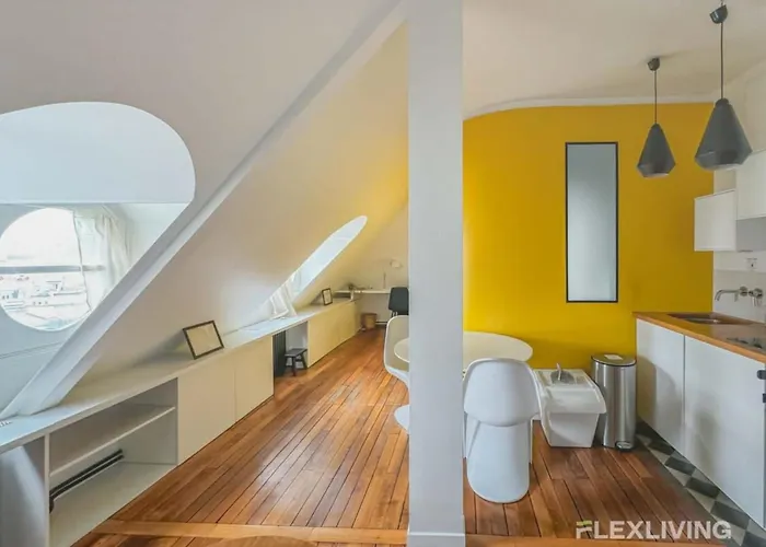 Flexliving - Onebedroom - Malesherbes - Eiffel Tower View