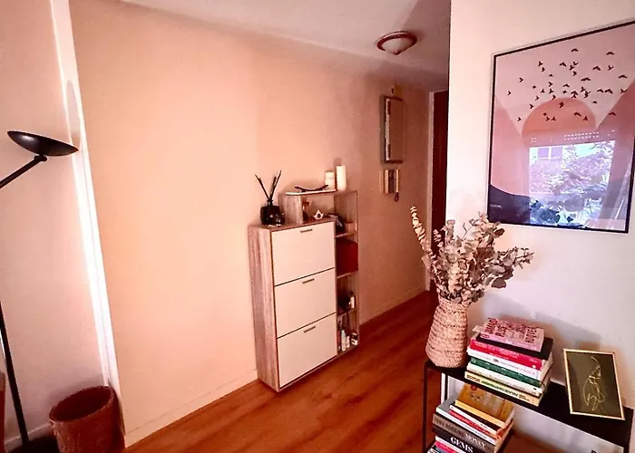 Charming Flat Beside Champs-Elysees