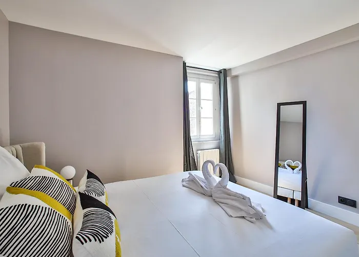 Coeur De Paris - Grand Appartement Climatise 3 Br