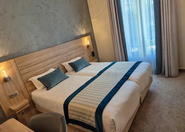 Hotel Champerret Elysees