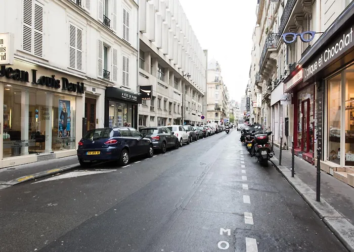 Poncelet Apartment
