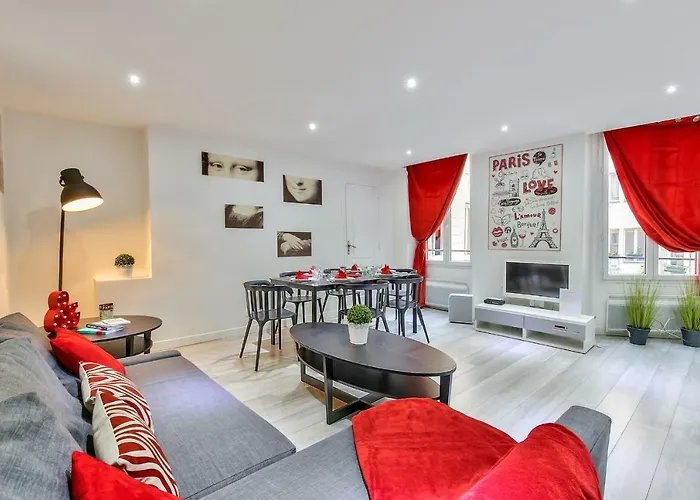 03 - Best Flat In Montorgueil