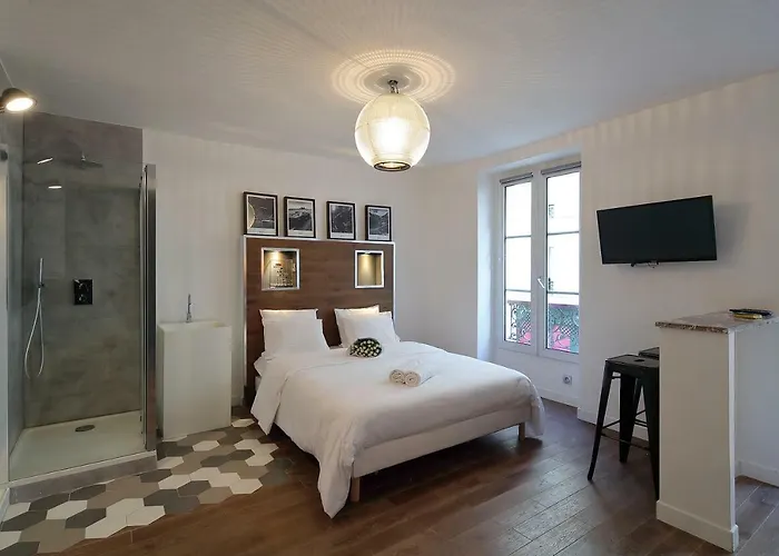 Studio De Charme Proche Tour Eiffel Et Rue Cler