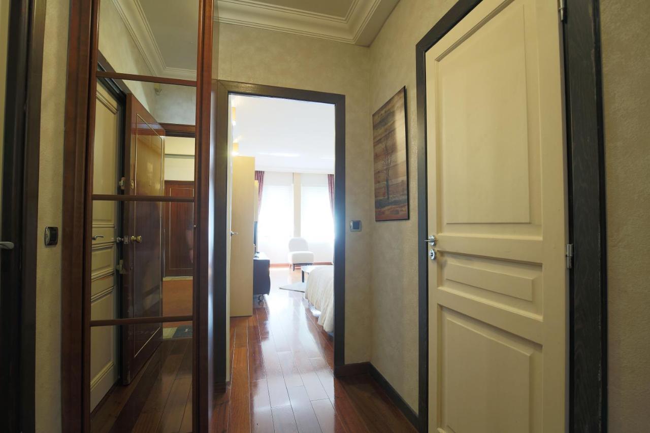 Studio Rue De Ponthieu *