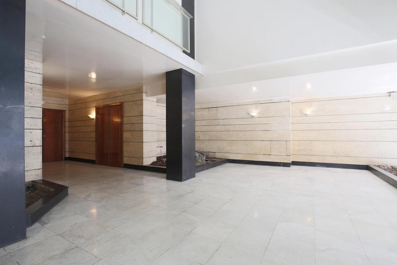 Apartment Studio Rue De Ponthieu Paris