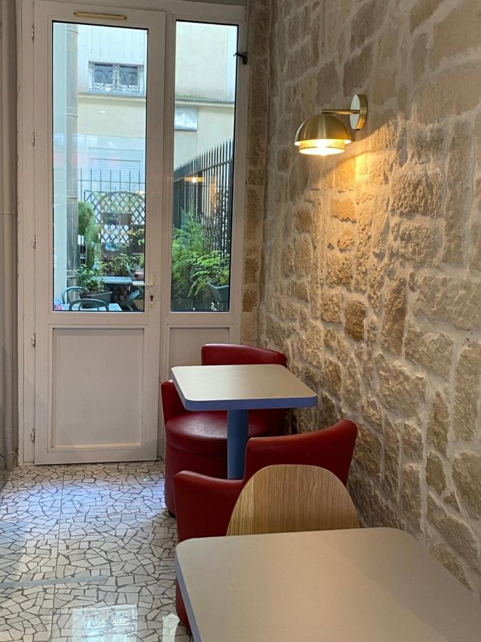 Hotel Amiral 3*