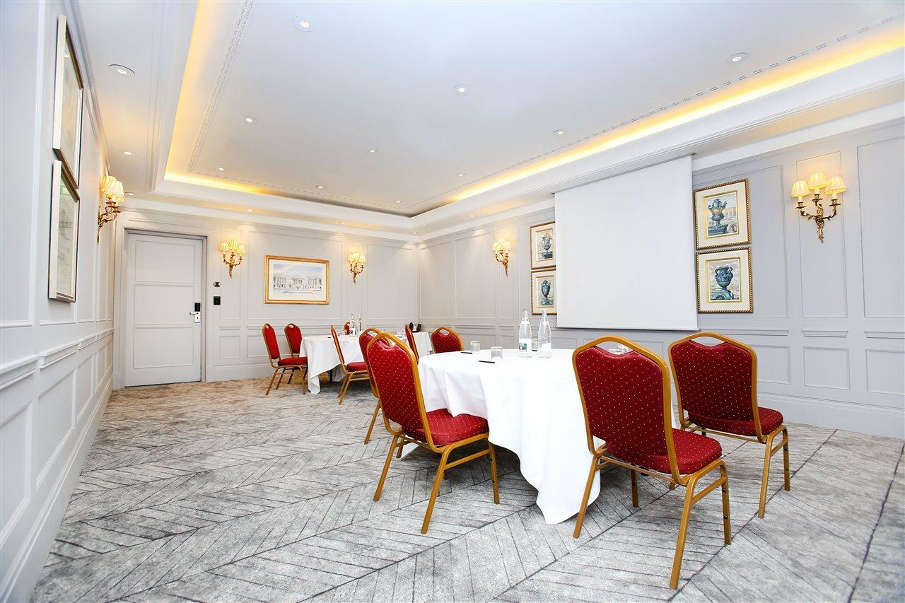 M Social Opera Hotel 4*