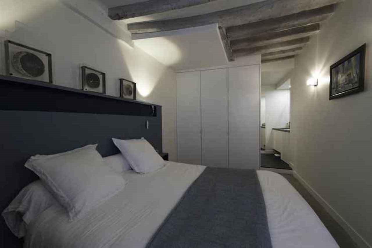 Apartment Sojourn