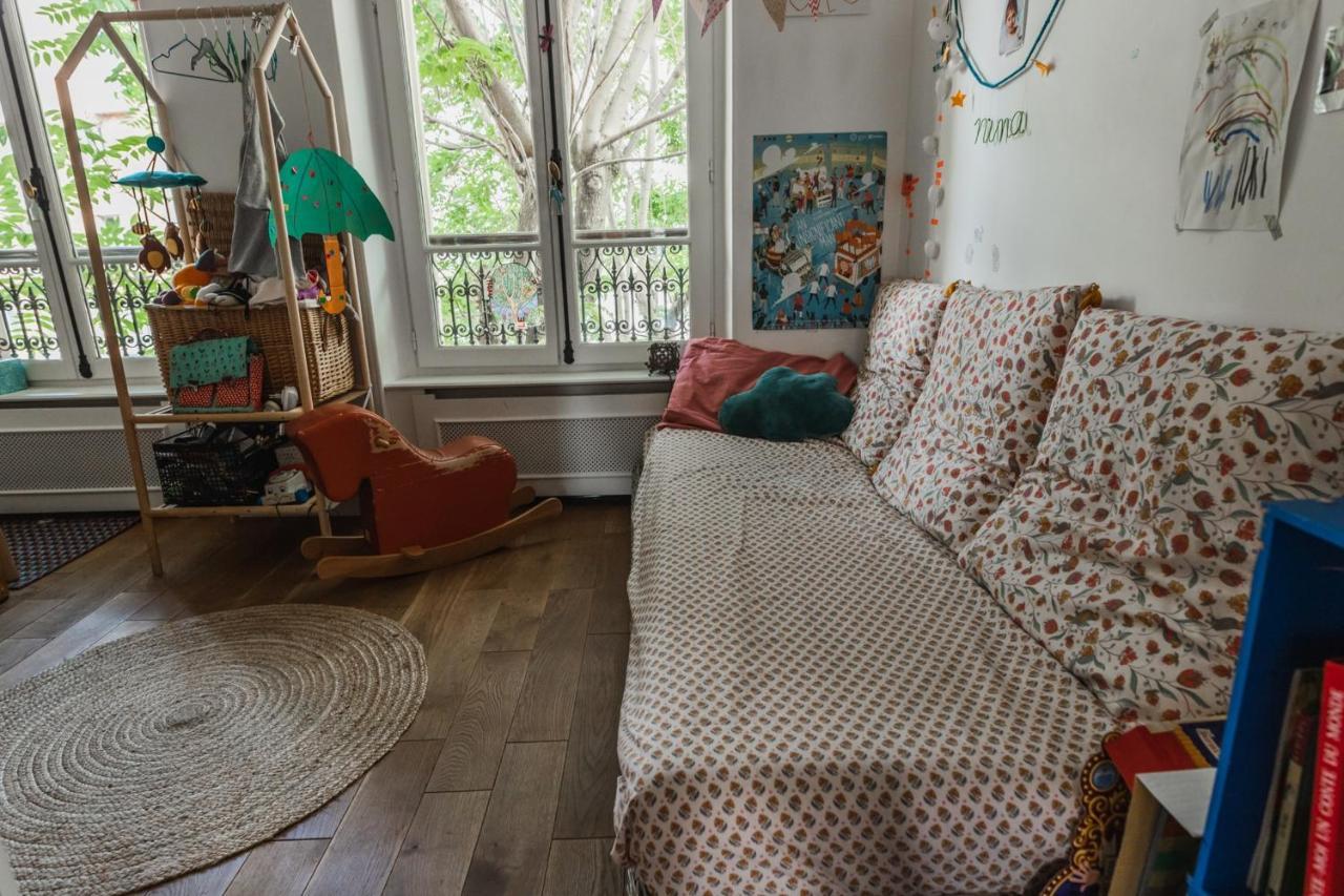 Bright Atypical Duplex In Menilmontant