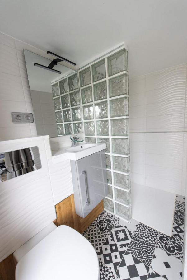 Apartment Piaf Paris