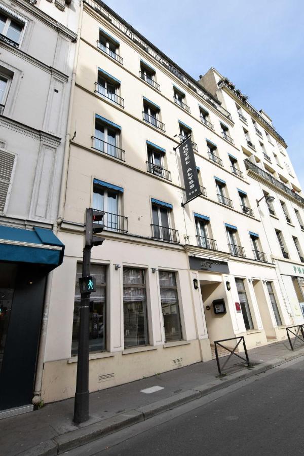 Alyss Saphir Cambronne Eiffel