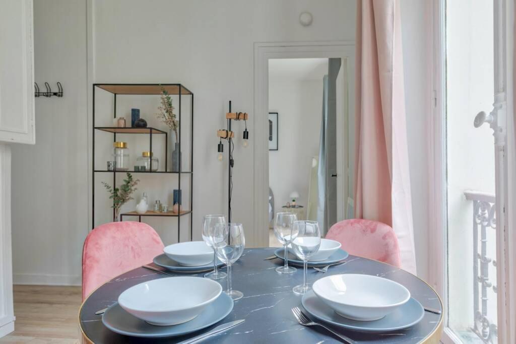 Splendide 10 Min Du Parc Monceau - 4p Apartment