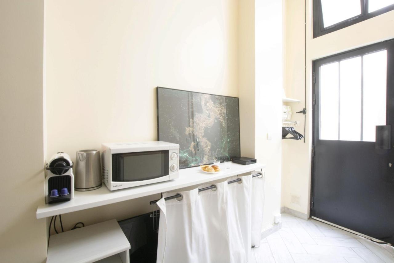 Cosy Nest In The Marais By Guestready * Paris
