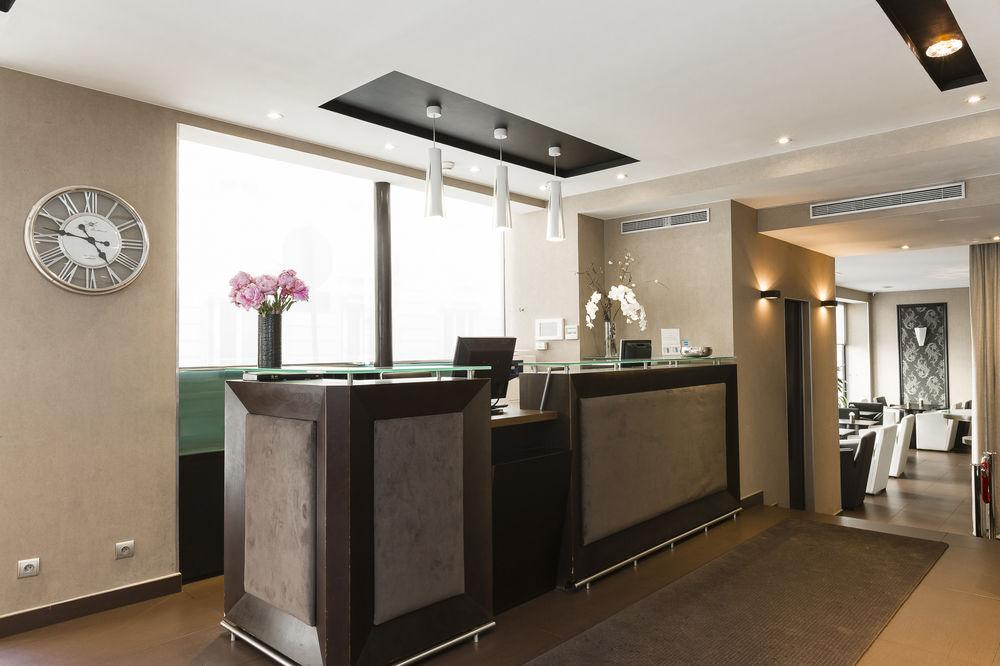 Hotel Elysees Bassano Paris