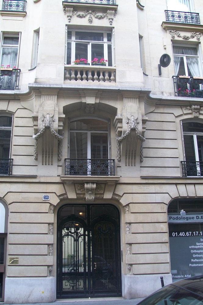 Bridgestreet Champs Elysees Appartement