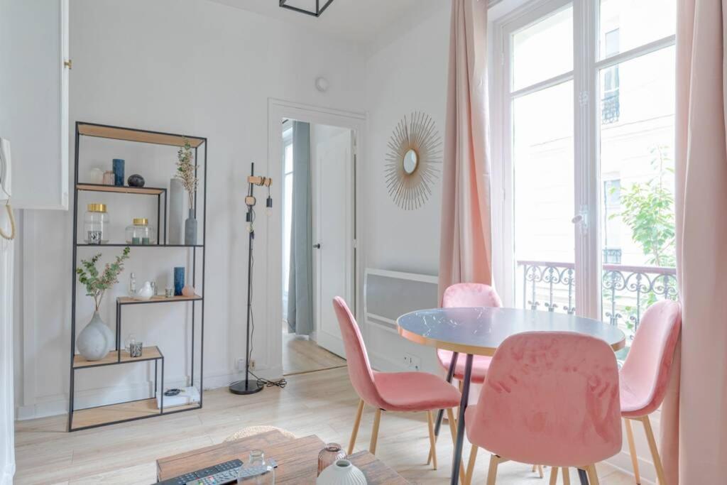 Splendide 10 Min Du Parc Monceau - 4p Apartment Paris