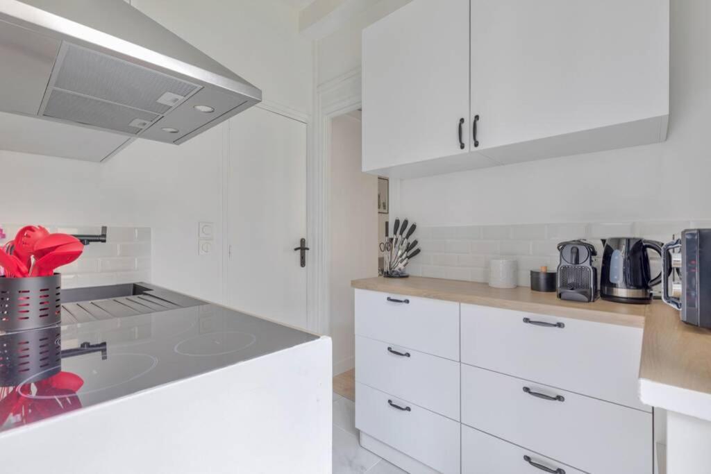 Splendide 10 Min Du Parc Monceau - 4p Apartment *