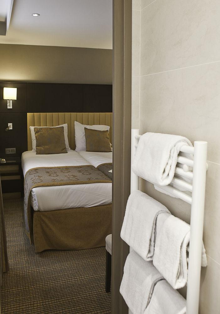 Hotel Logis 15 Montparnasse Paris