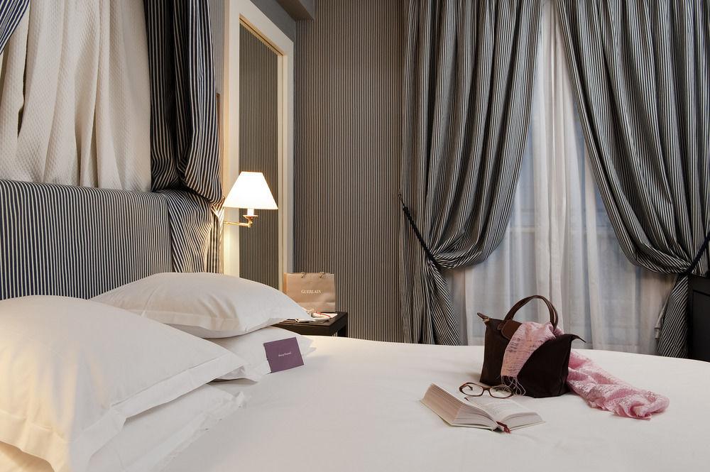 Le Belgrand Champs Elysees, Tapestry By Hilton Hotel Paris