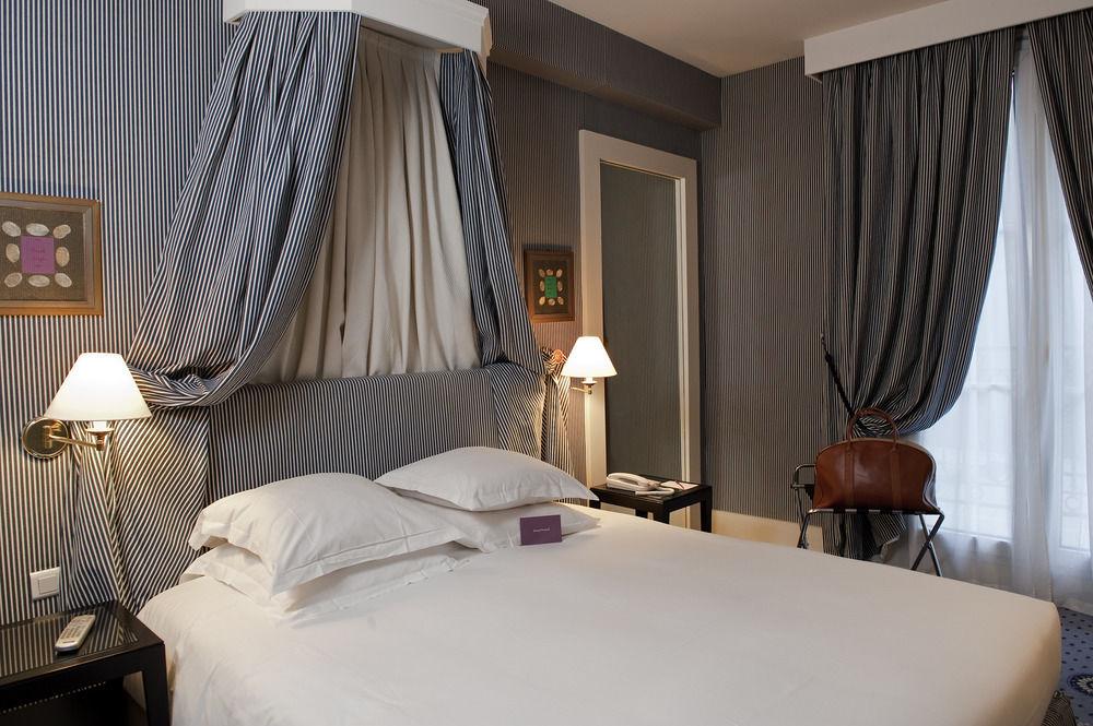 Le Belgrand Champs Elysees, Tapestry By Hilton