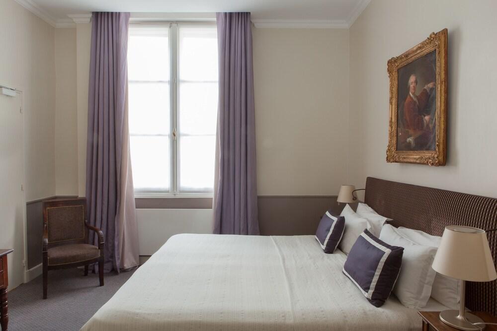 Des Saints Peres - Esprit De France 4* Paris