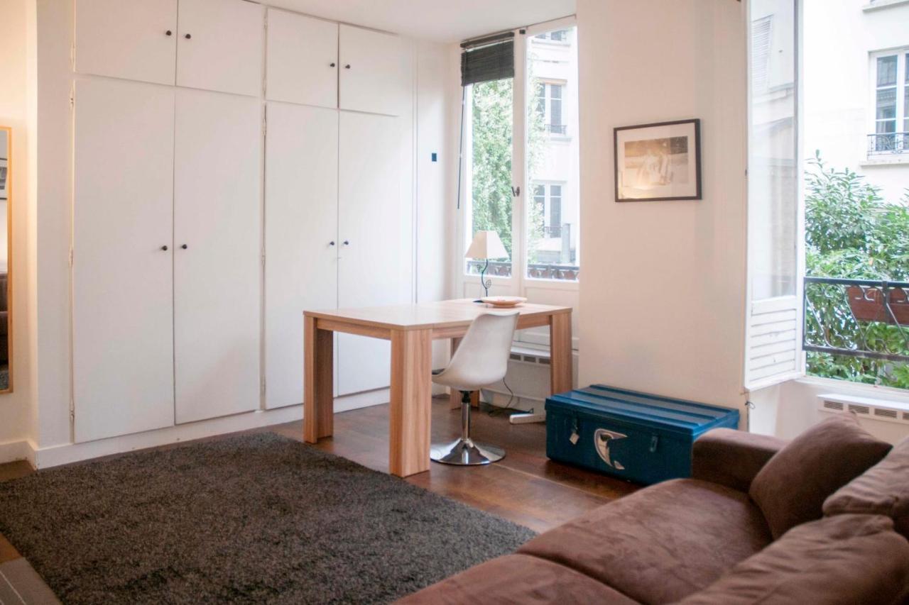 Charming Batignolles Neighborhood Apartamento