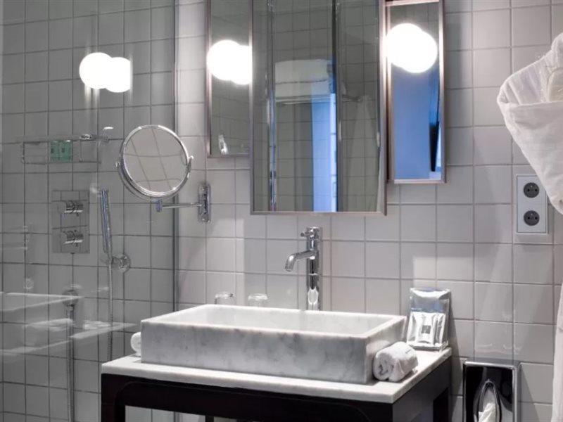 Hotel Saint Dominique 4*