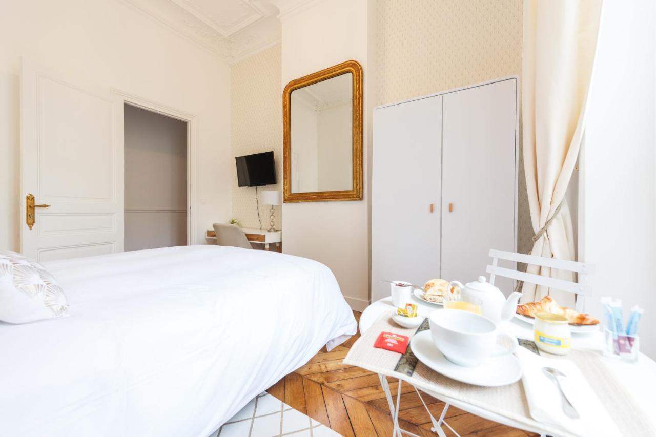 Maison De Lignieres - - Quartier Champs-elysees Bed & Breakfast Paris