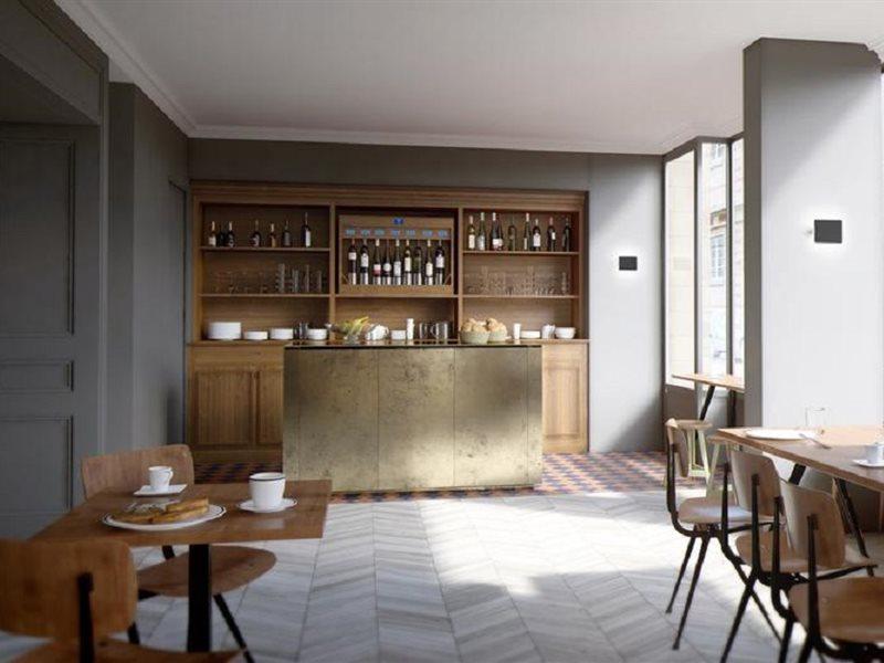Coq Hotel