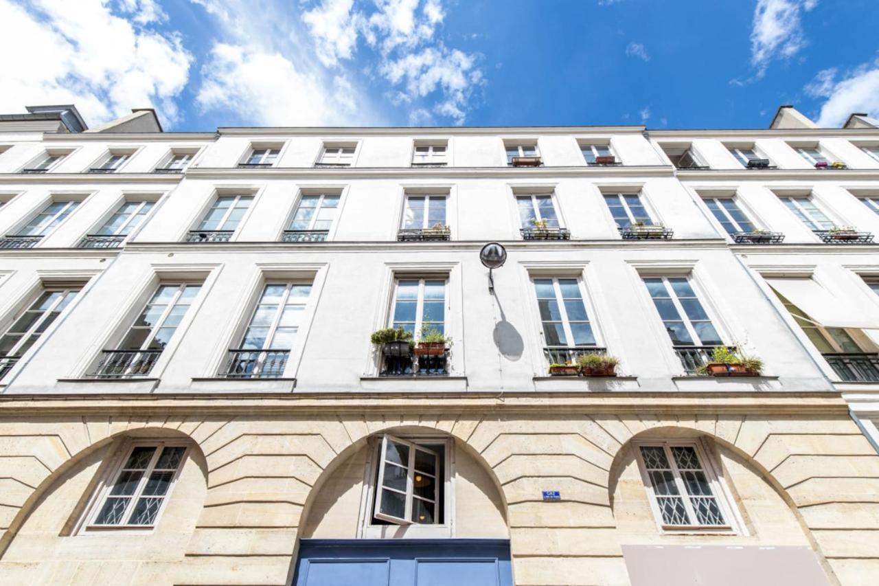 One-bedroom Near Republique In The Heart Welkeys Paris