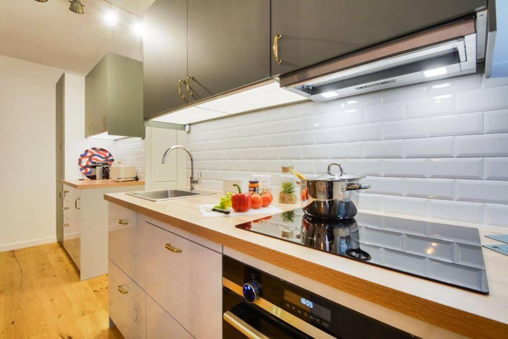 Apartment Luxueux Duplex 6 - 8pers - Full Equipped - Republique