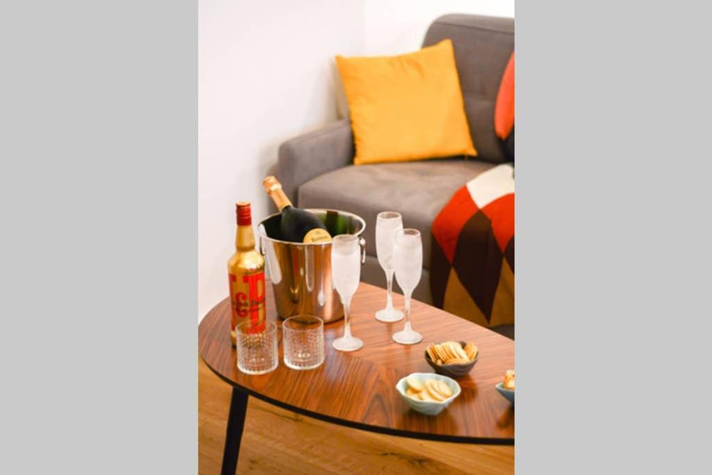 Luxueux Duplex 6 - 8pers - Full Equipped - Republique Apartment *