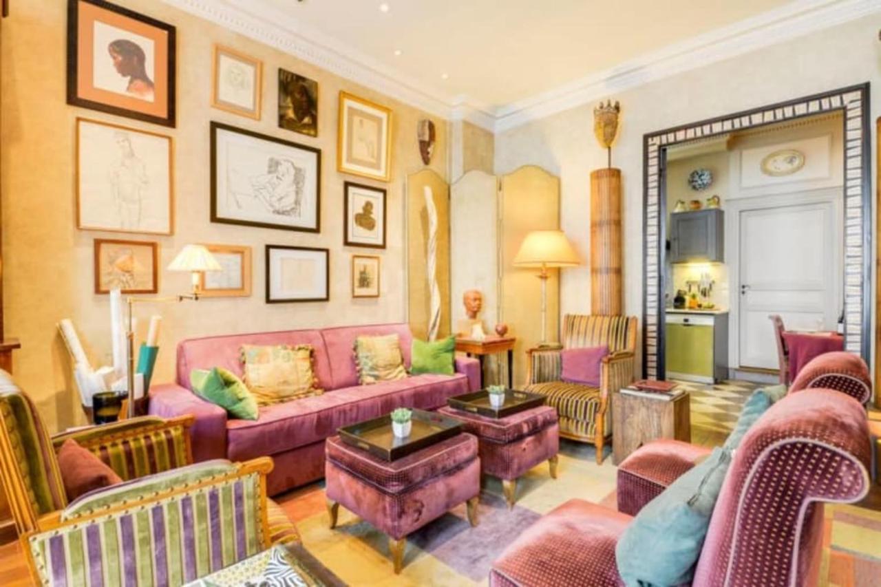 Guestready - Classic Parisian In Marais Apartment