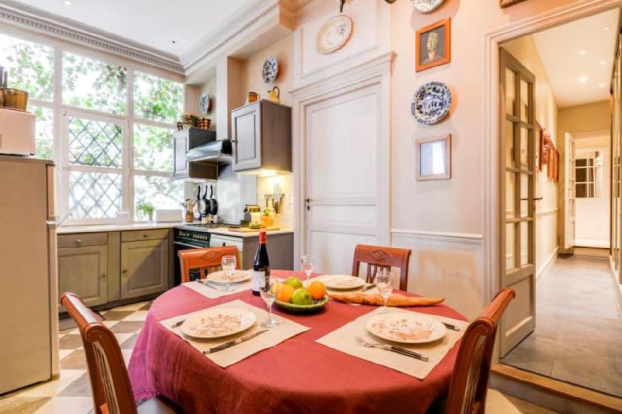 Guestready - Classic Parisian In Marais Paris
