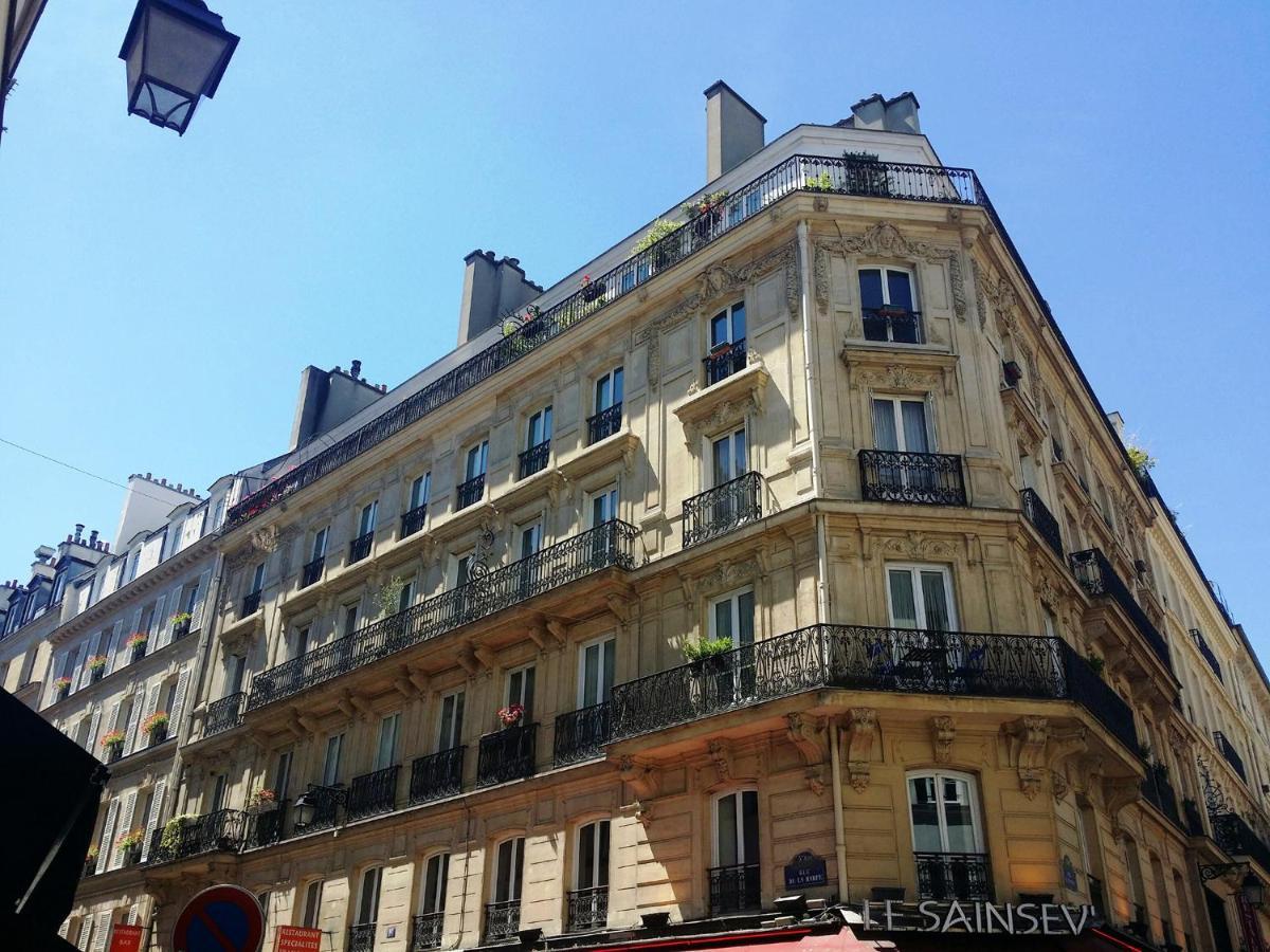 Unique Flat Near Louvre & Palais Royal Apartment Paris