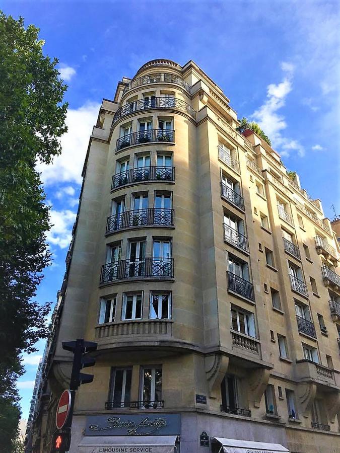 Romantic Nest * Paris