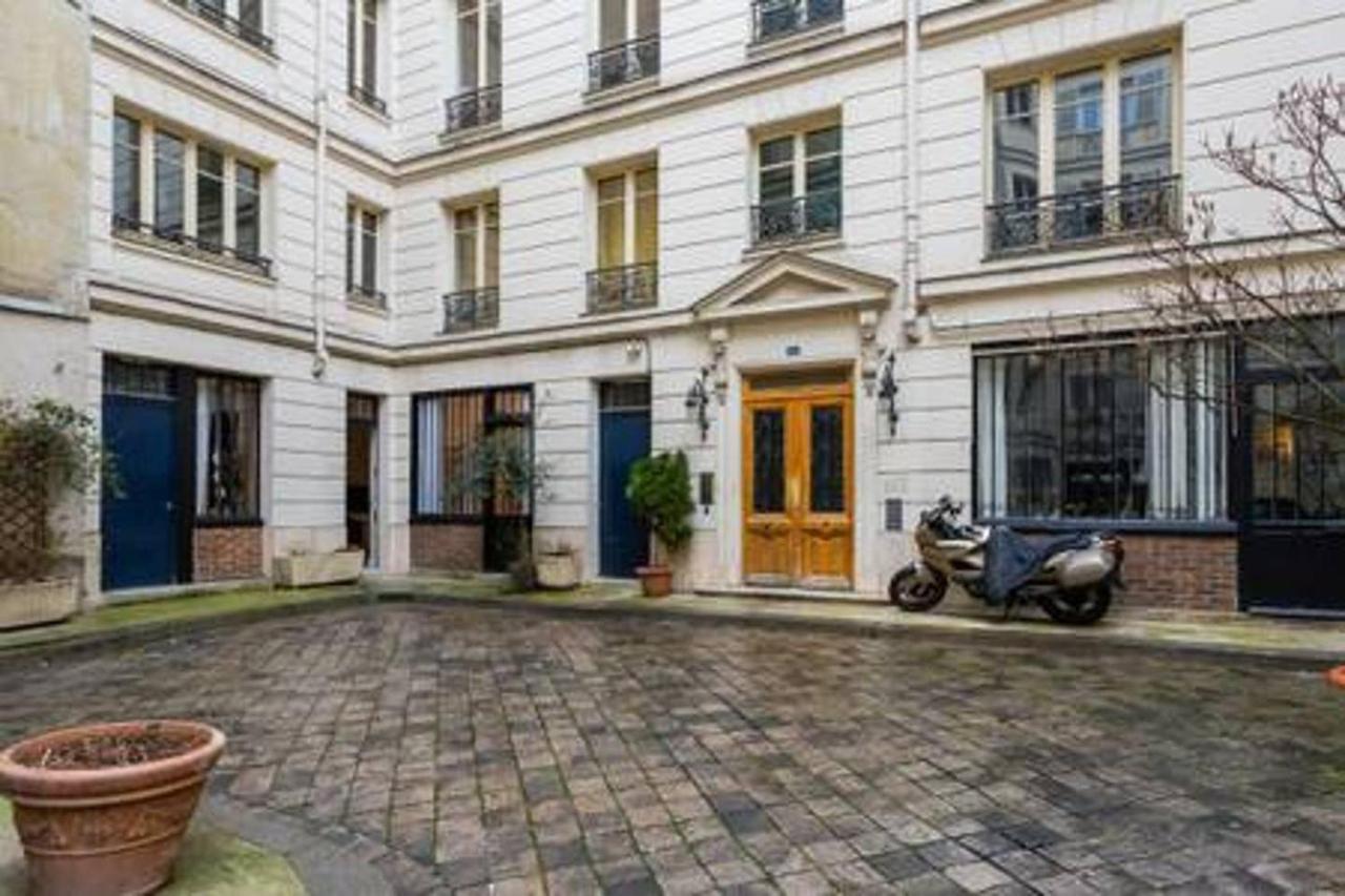 Apartment Cmg Temple / Republique
