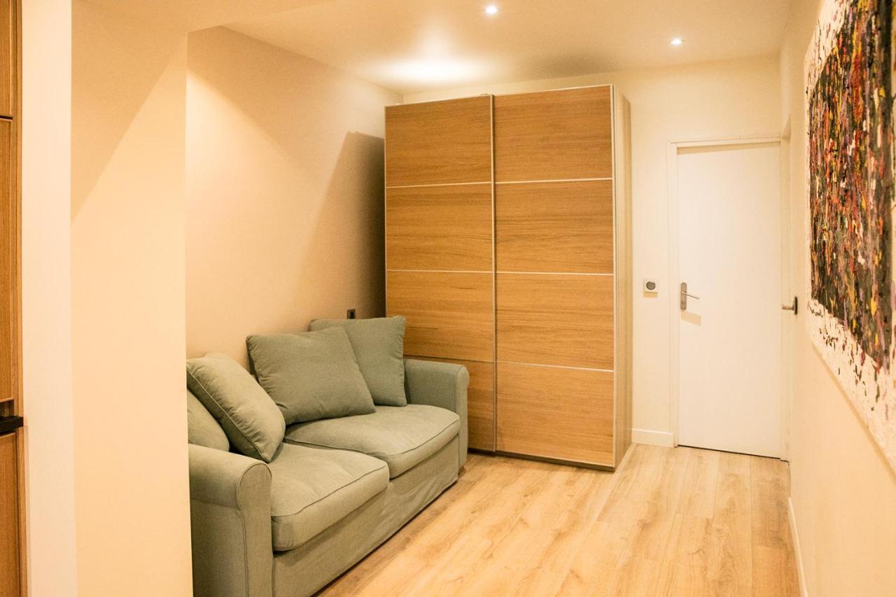 2 Opera New 2-3 For 4 Guests