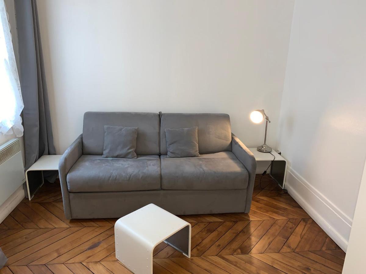 Top First Av Ternes Apartment Paris