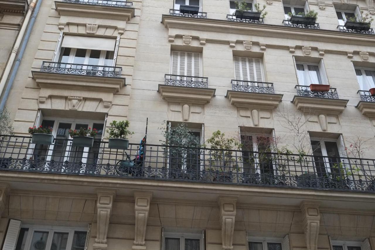 Bright And Newly Renovated 2 Bedroom Apartment, Hip & Paris, Montmartre-opera Apartamento