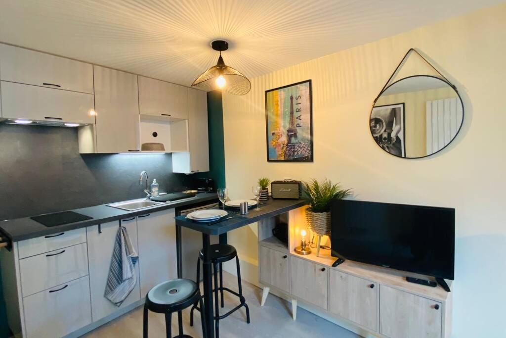 Appartement Sttudio Champs Elysées Paris