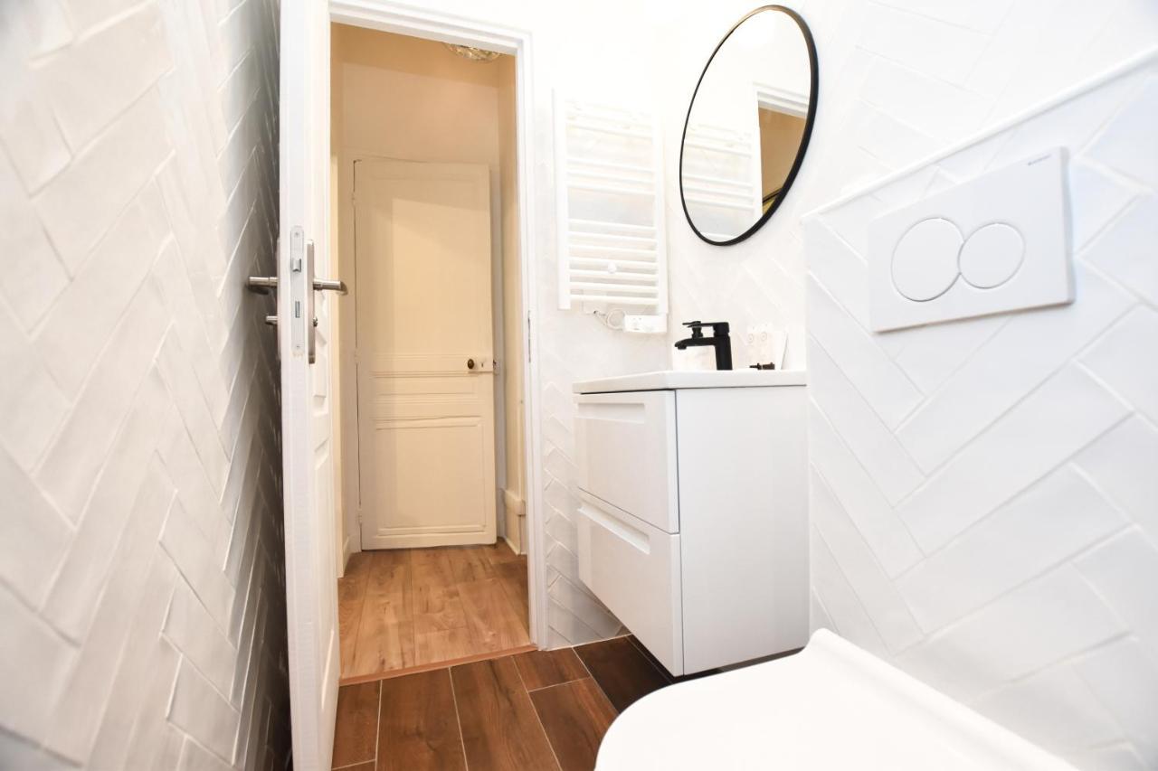 Apartment Cmg Michel Bizot / Trousseau Paris