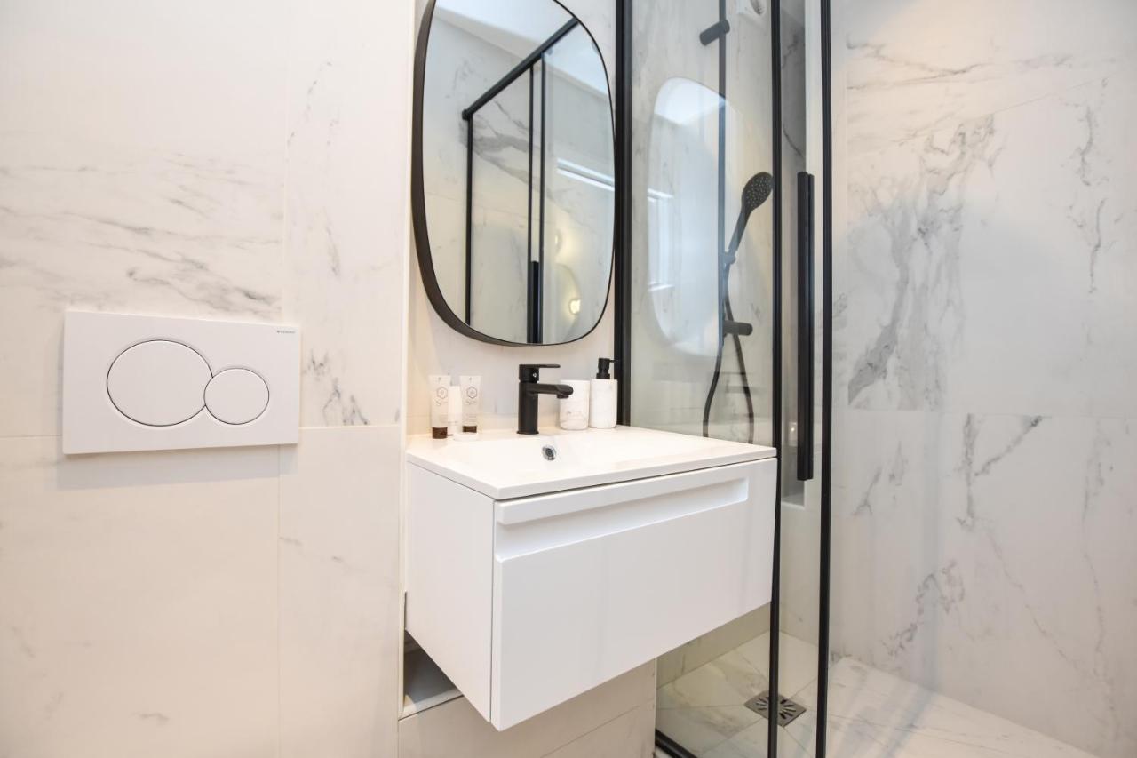 Cmg Michel Bizot / Trousseau Apartment Paris