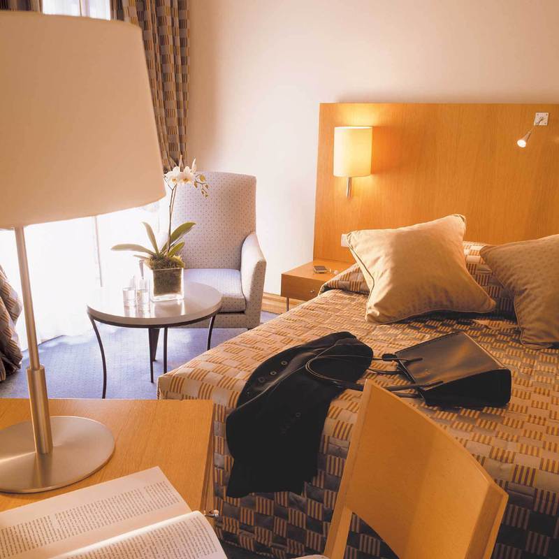 Hotel La Du Roy Champs Elysees 4*